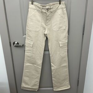 Harper heritage denim. Midrise bootcut jeans. Beige. Size 28.